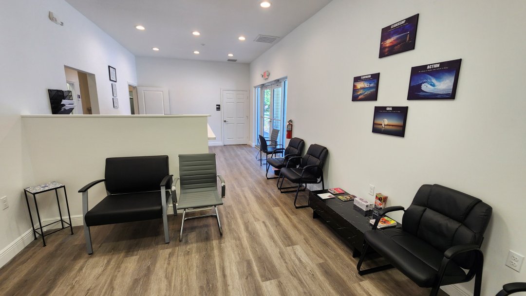 Midway Specialty Care Center Opens New Port St. Lucie Location with Dr. Lorenzo Telleria