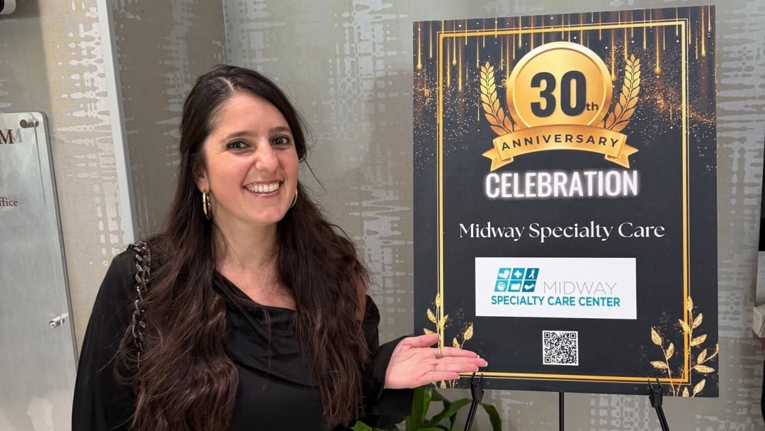 Midway Specialty Care Center Orlando Receives Community Partnership Award from CMWP